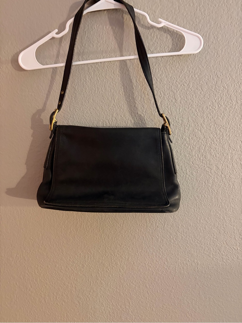 Coach Vintage Black Leather Shoulder Bag - Timeless Everyday Carry